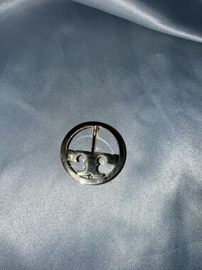 Tory Burch Round Logo Metal Belt Buckle in Gold